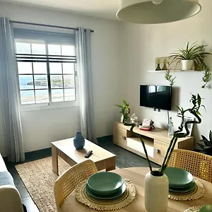 https://apt-la-casita-de-daise.in-canary-islands.com